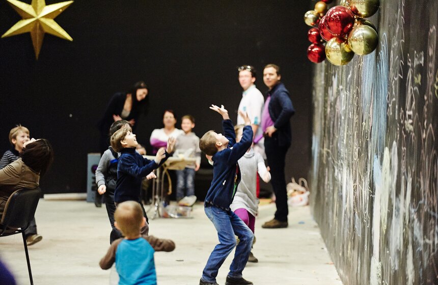 Маленькие москвичи побывали на антиелке ВСЕ#ЛЬЗЯ 7 фото