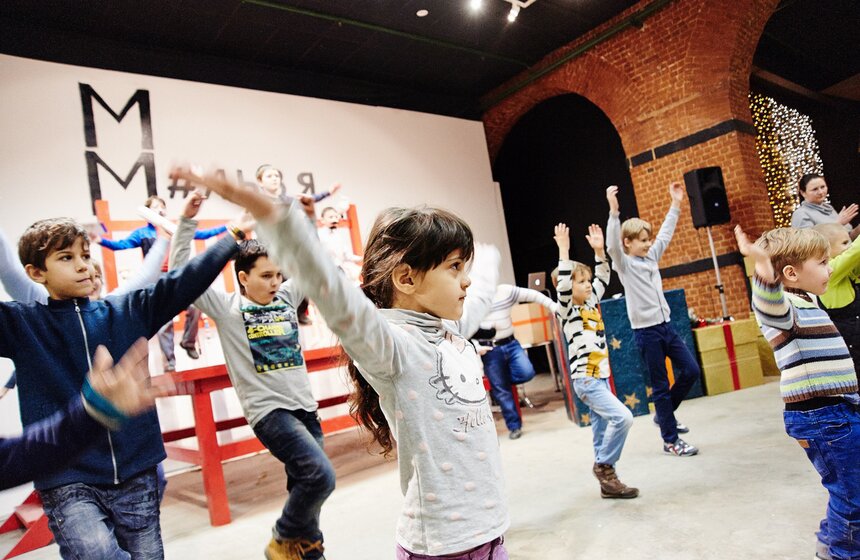 Маленькие москвичи побывали на антиелке ВСЕ#ЛЬЗЯ 1 фото