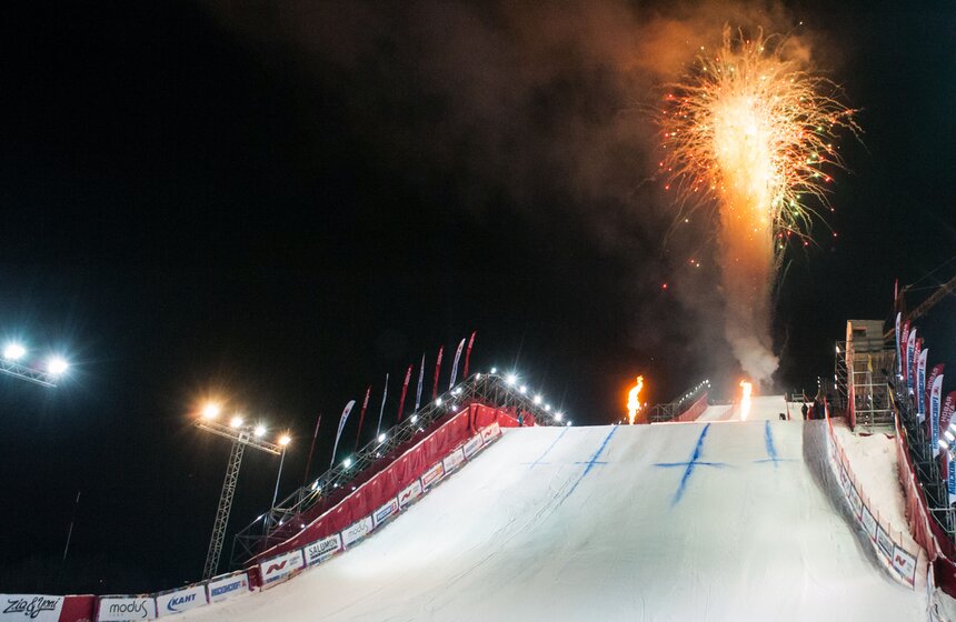 В Москве прошел финал тура по сноуборду Grand Prix de Russie 1 фото