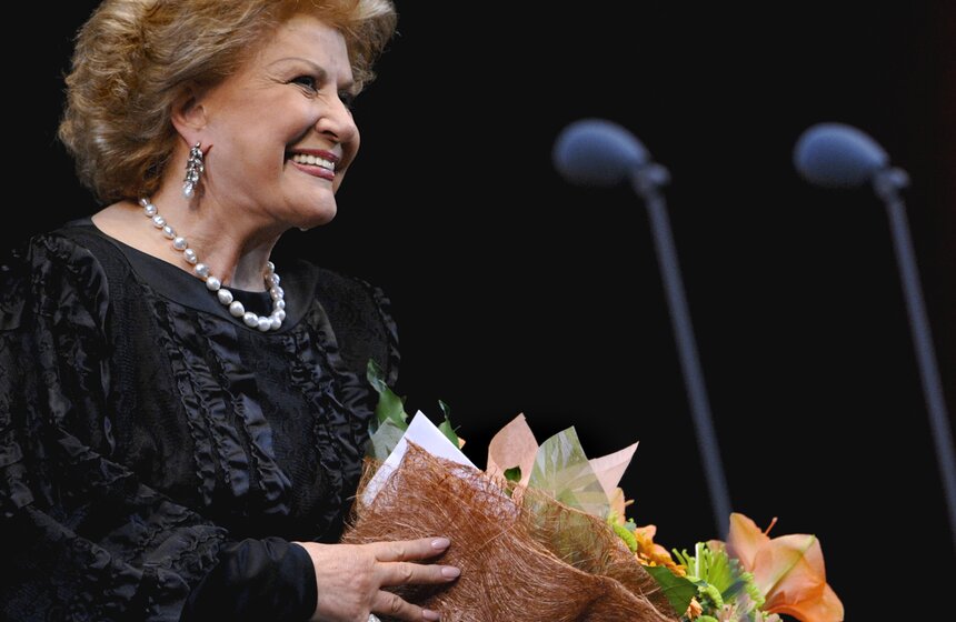 Художественный руководитель оперной труппы Мариинского театра Елена Образцова на юбилейном вечере оперного певца Владимира Маторина в Государственном академическом Большом Театре (ГАБТ). Фото: ТАСС/Антон Тушин