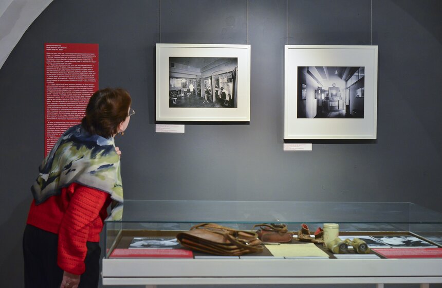 Музей Москвы проводит выставку "Дом на набережной" 22 фото