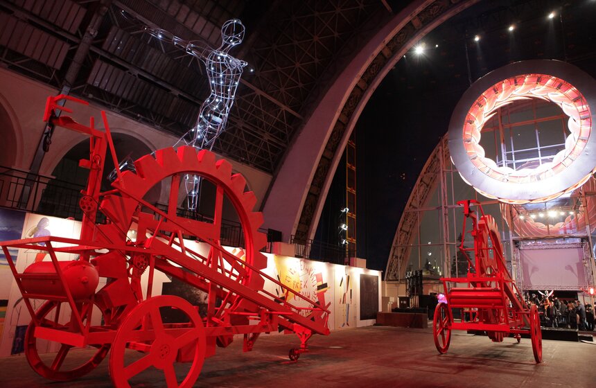 На ВДНХ открылась выставка в честь Олимпиады в Сочи 20 фото