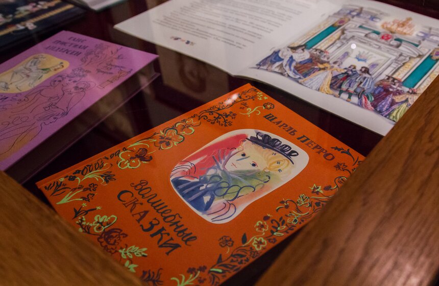 В Школе акварели Андрияки открылась выставка "Мир детства" 15 фото