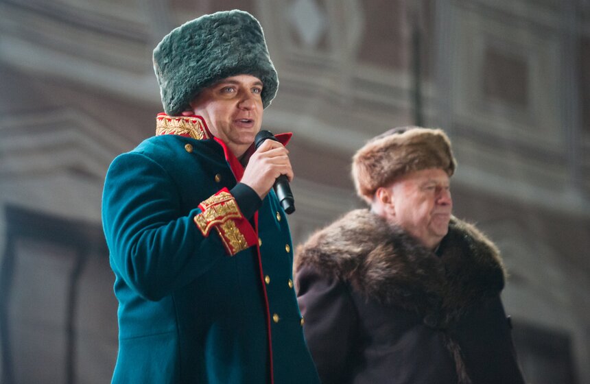 На Поклонной горе открылся исторический каток 17 фото