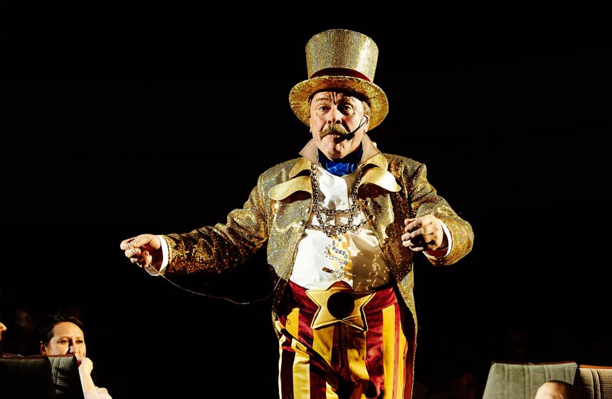 В здании правительства Москвы прошла первая новогодняя Елка мэра 24 фото