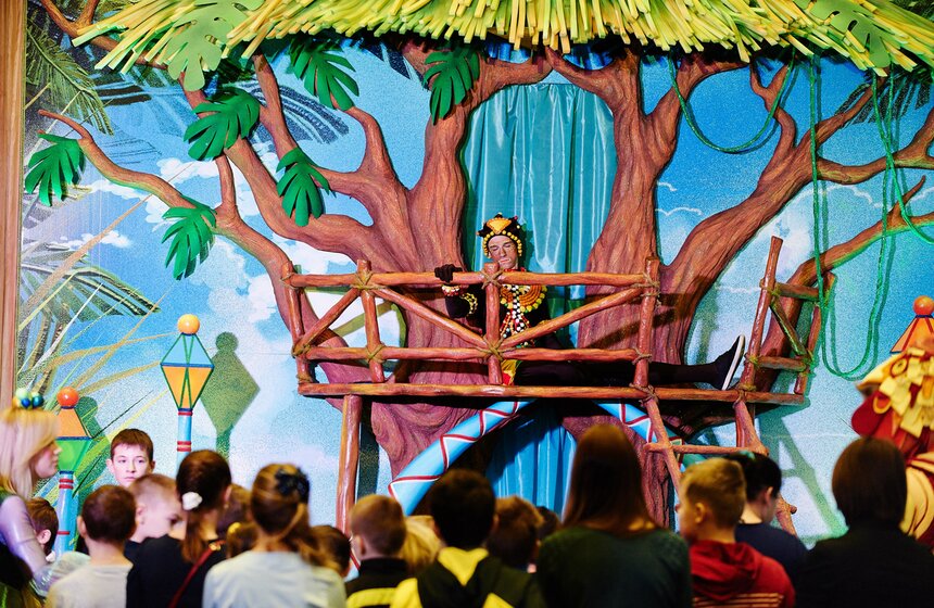 В здании правительства Москвы прошла первая новогодняя Елка мэра 8 фото