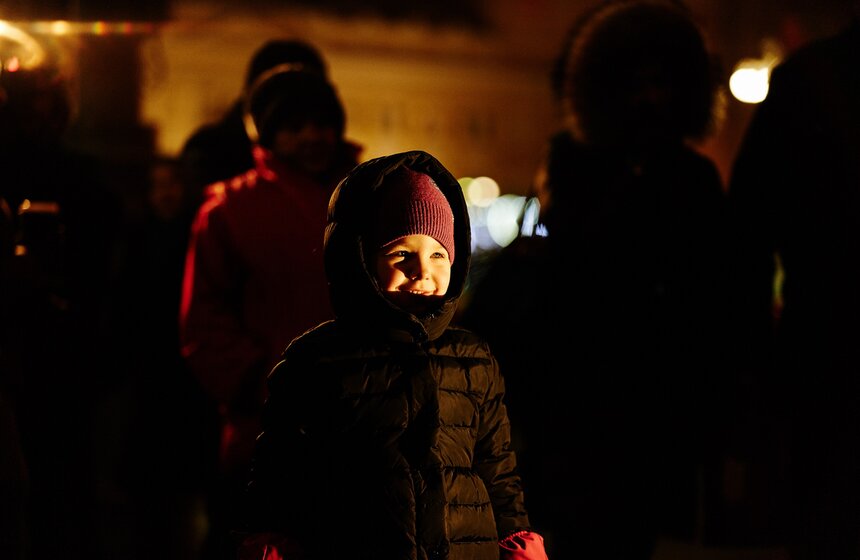 Стартовал новогодний проект "Театральные окна Метрополя" 7 фото