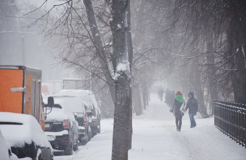 Москва под снегом: как город справляется с непогодой 3 фото