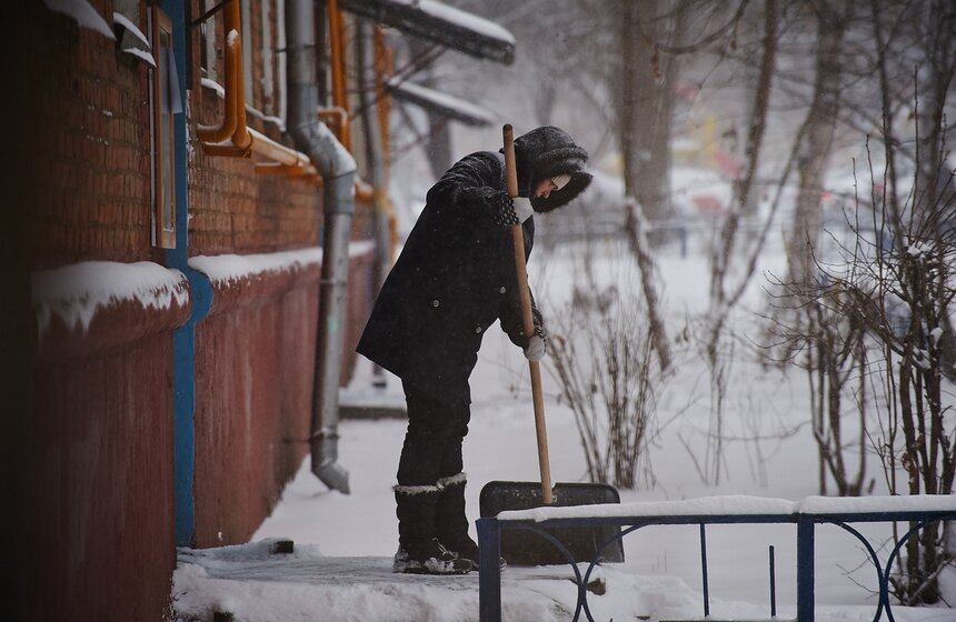 Москва под снегом: как город справляется с непогодой 5 фото