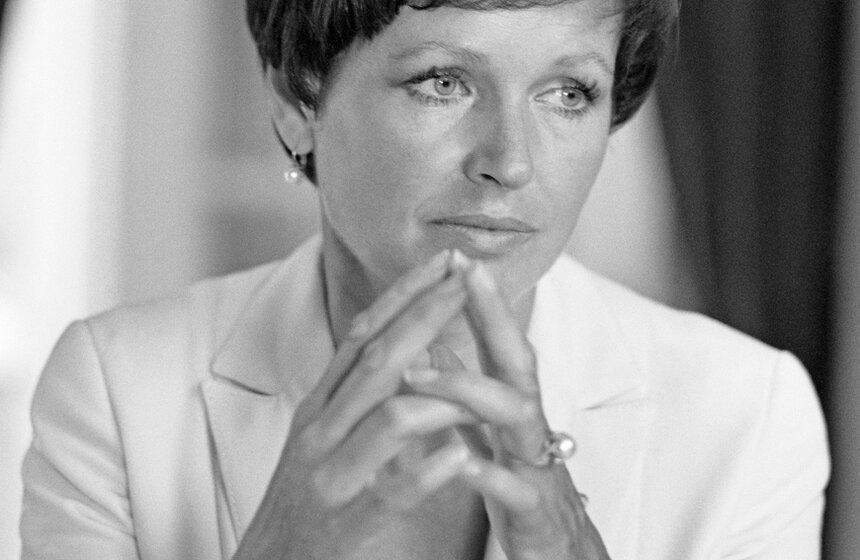 Москва. Актриса Наталья Фатеева в роли Аллы в фильме режиссера-постановщика Константина Худякова "С вечера до полудня". Фото: ТАСС/Николай Малышев