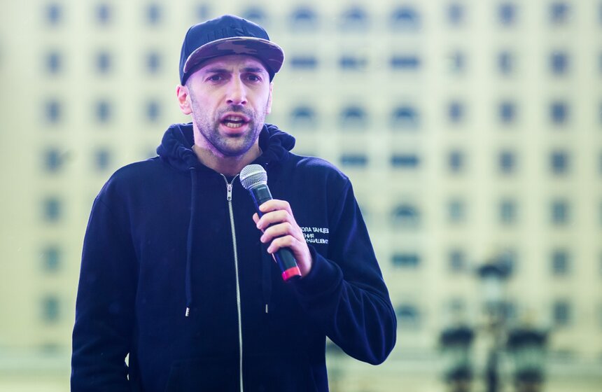 Евгений Папунаишвили провел танцевальный флешмоб 1 фото