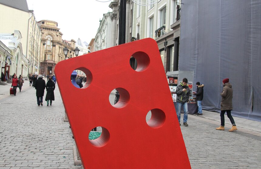 На Кузнецком Мосту открылась выставка "Городские метаморфозы" 13 фото