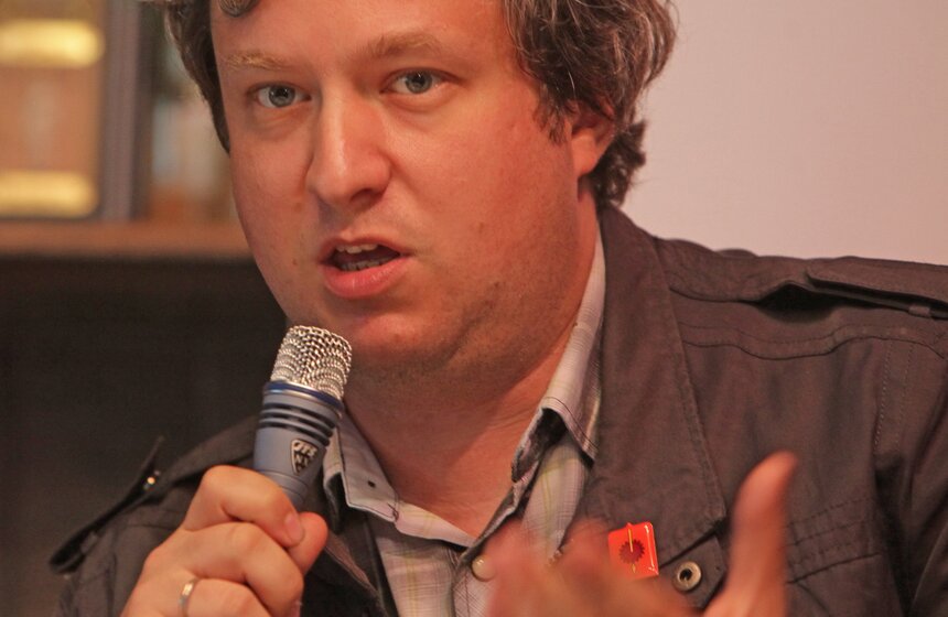 В арт-кафе "Март" прошел круглый стол "Книга vs Видео" 10 фото