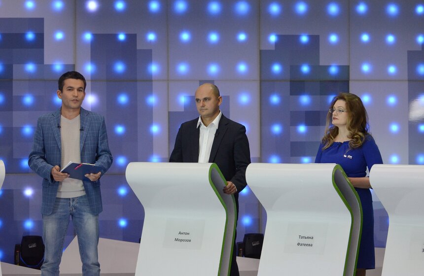 Кандидаты в депутаты Мосгордумы от 8 округа Антон Морозов (самовыдвиженец) и Татьяна Фатеева (ЛДПР)