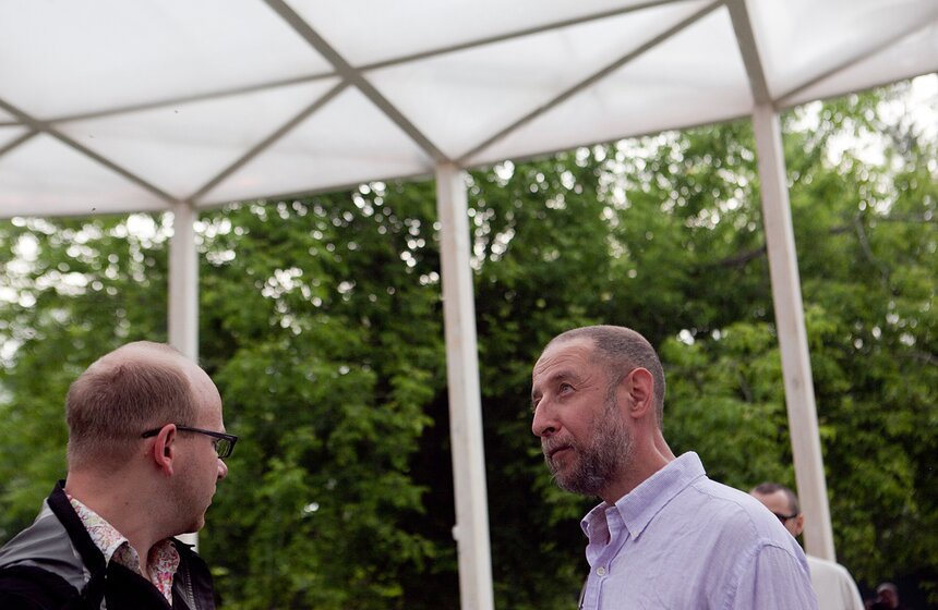 В парке им.Горького открыли специальную беседку 4 фото