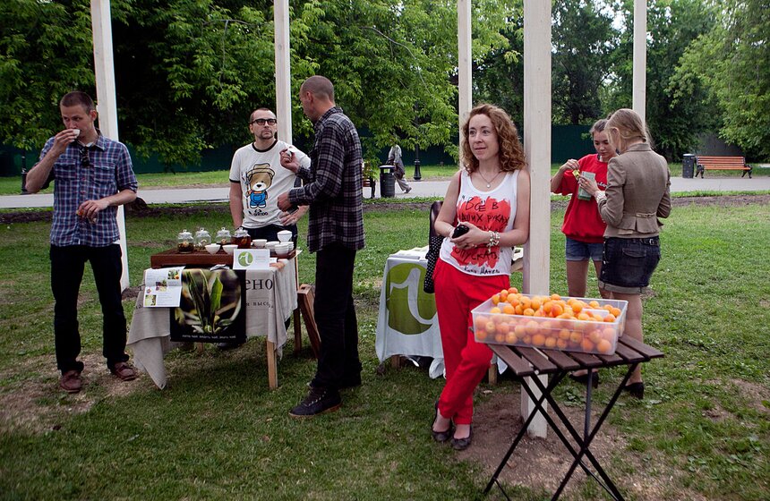 В парке им.Горького открыли специальную беседку 5 фото