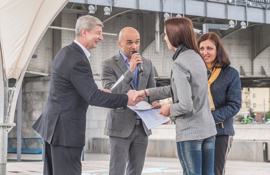 В МУЗЕОНЕ открылась фотовыставка "Планета Москва" 14 фото
