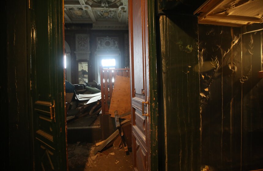 Экскурсия в погоревшем театре "Школа современной пьесы" 12 фото