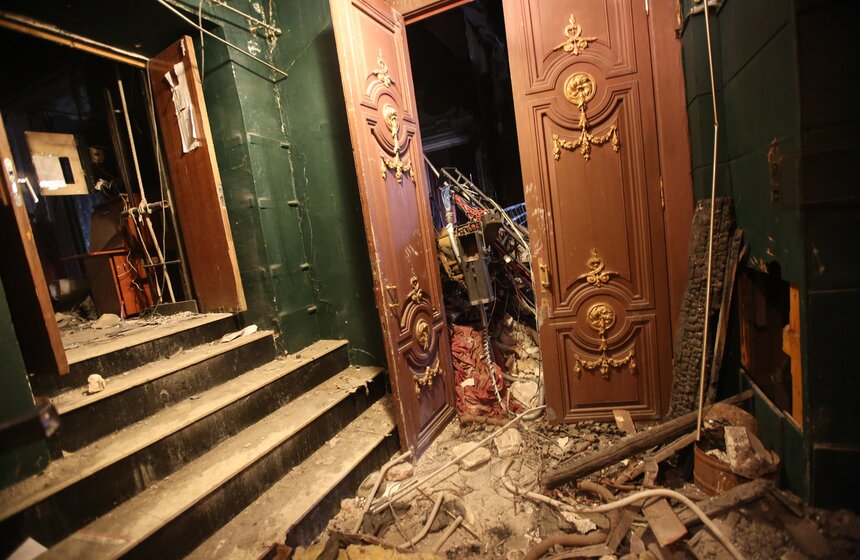 Экскурсия в погоревшем театре "Школа современной пьесы" 16 фото