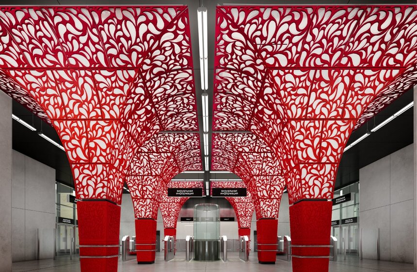 Проект станции метро "Новопеределкино" от Евгения Леонова (Латвия, Рига). Архитектор постарался в своем проекте соединить исконно московские архитектурные мотивы и современные методы отделки интерьеров. Для этого были использованы мотивы убранства старинных московских теремов и палат - настенные росписи в виде травяных орнаментов.