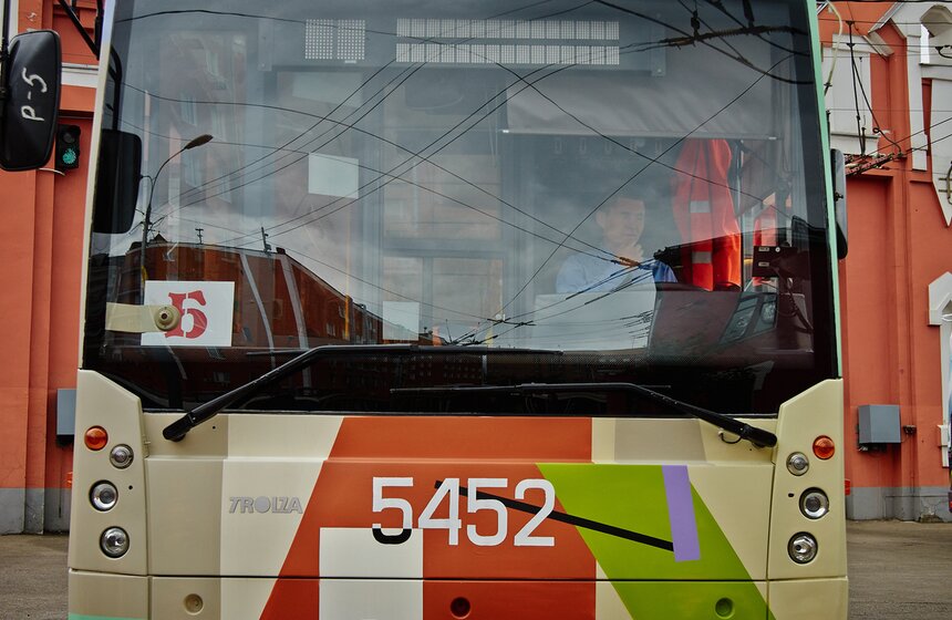 В Москве запустили проект "Линия искусства. Маршрут вежливости" 6 фото