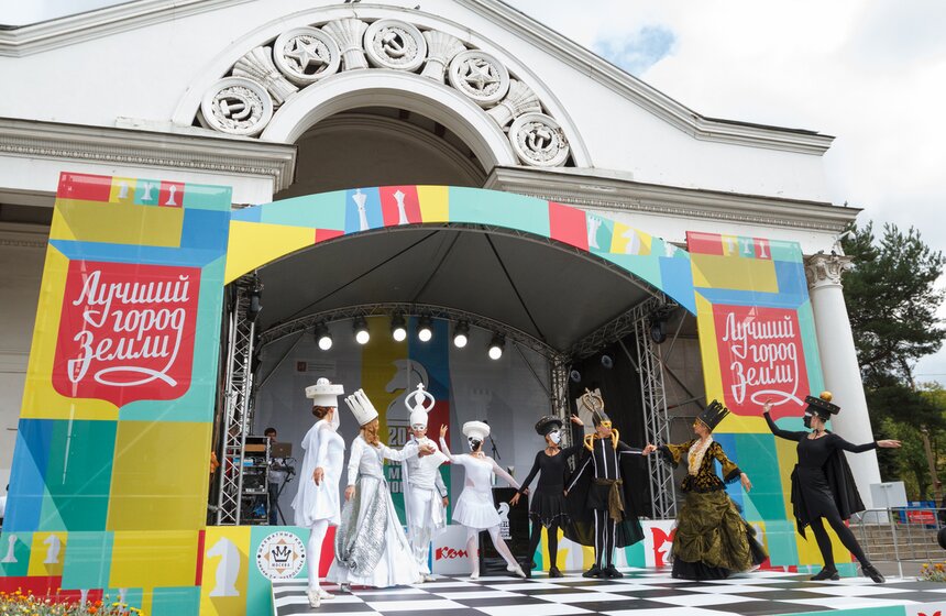 На ВДНХ прошел Кубок мэра по шахматам 7 фото