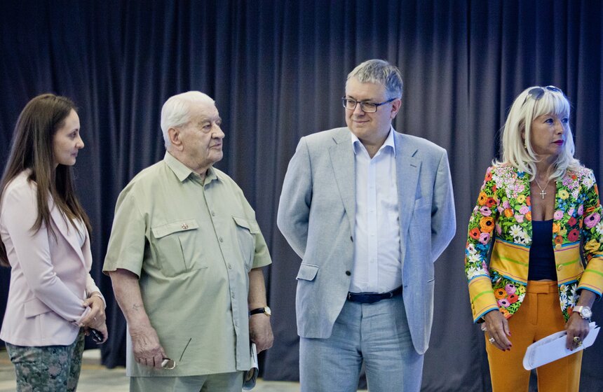 В "Олимпийском" стартовал проект "Активное долголетие" 15 фото