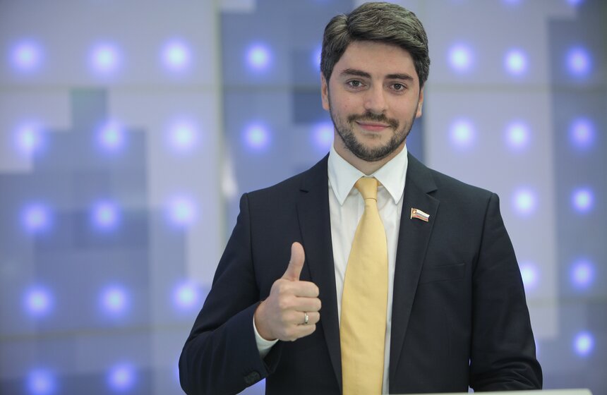 Кандидат в депутаты Мосгордумы от 44 округа Илья Свиридов ("Справедливая Россия")