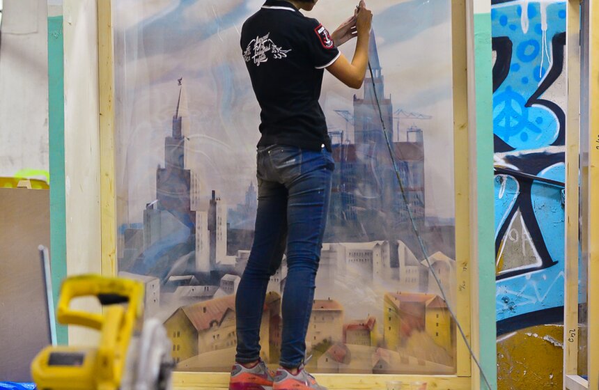 В МХПИ создали пять 3D-окон для украшения Москвы в День города 1 фото