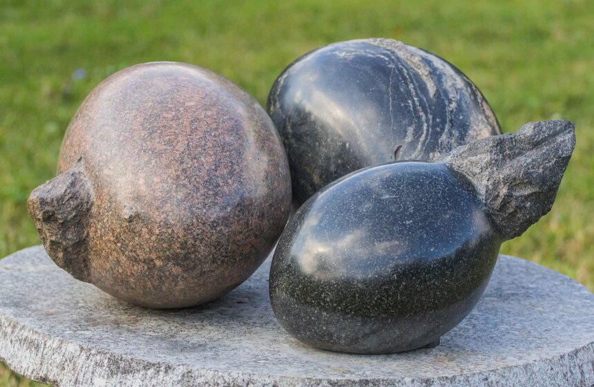 В "Коломенском" открылась выставка скульптур "Иллюзии" 10 фото