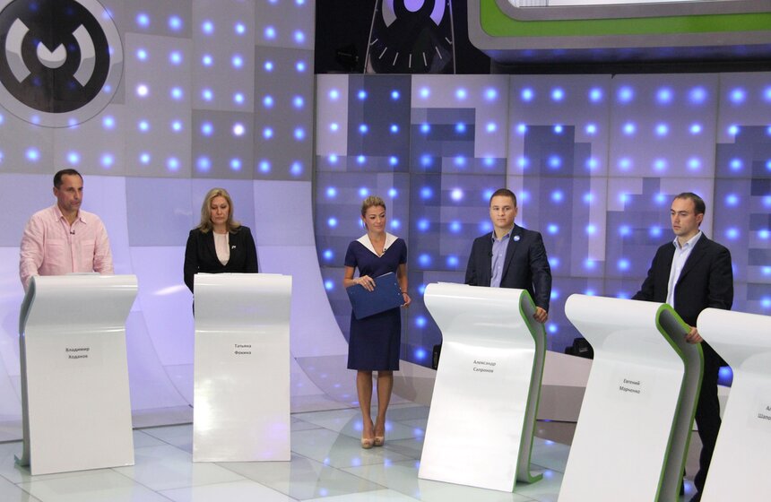 Кандидаты в депутаты Мосгордумы от 12 округа Владимир Ходаков ("Яблоко"), Татьяна Фокина ("Справедливая Россия"), Александр Сапронов (ЛДПР) и  Евгений Марченко (КПРФ)