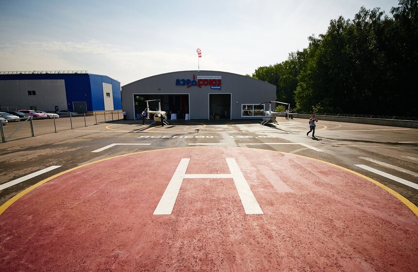 На МКАД открылся новый вертолетный центр "Аэросоюз-Ясенево" 5 фото