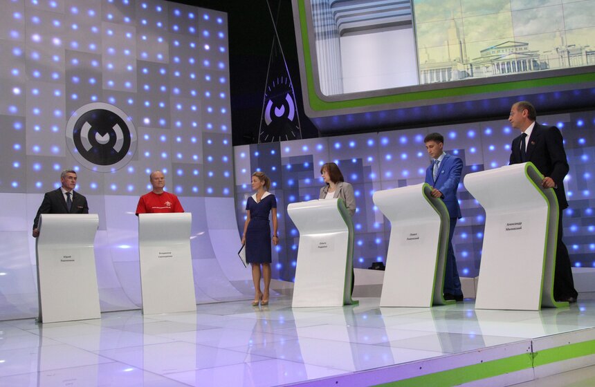 Кандидаты в депутаты Мосгордумы от 40 округа Юрий Павленков ("Справедливая Россия"), Владимир Святошенко (КПРФ), Ольга Радаева ("Яблоко"), Павел Раменский (ЛДПР) и Александр Милявский ("Единая Россия")