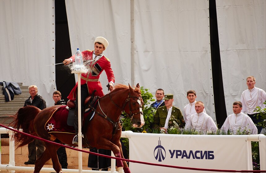 Кремлевская школа верховой езды представила новую программу 19 фото
