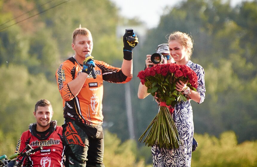 В "Лужниках" прошло мотофристайл-шоу Adrenaline FMX Rush 18 фото