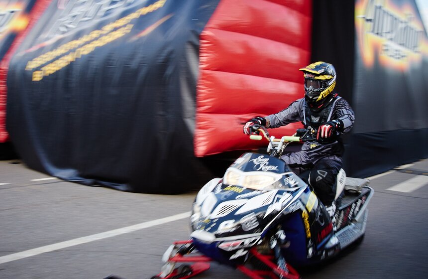 В "Лужниках" прошло мотофристайл-шоу Adrenaline FMX Rush 9 фото