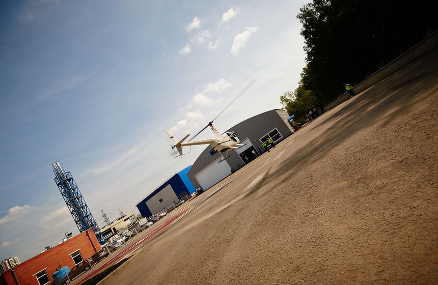 На МКАД открылся новый вертолетный центр "Аэросоюз-Ясенево" 22 фото