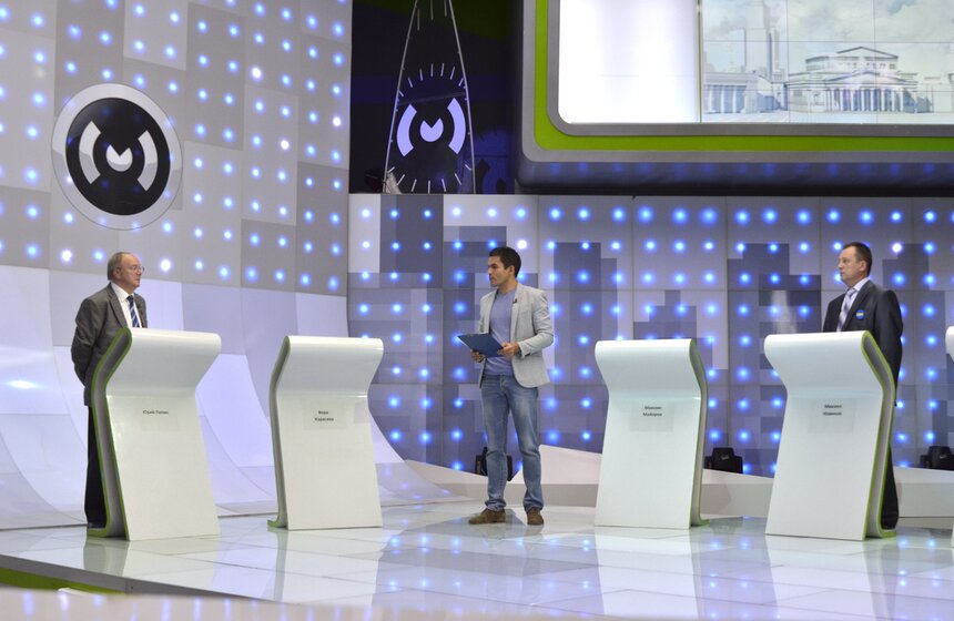 Кандидаты в депутаты Мосгордумы от 19 округа Юрий Лапин (КПРФ) и Михаил Новиков (ЛДПР)