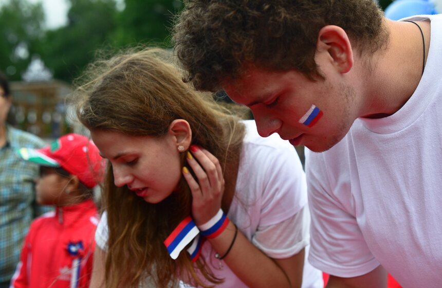 В Сокольниках отпраздновали День российского флага 9 фото