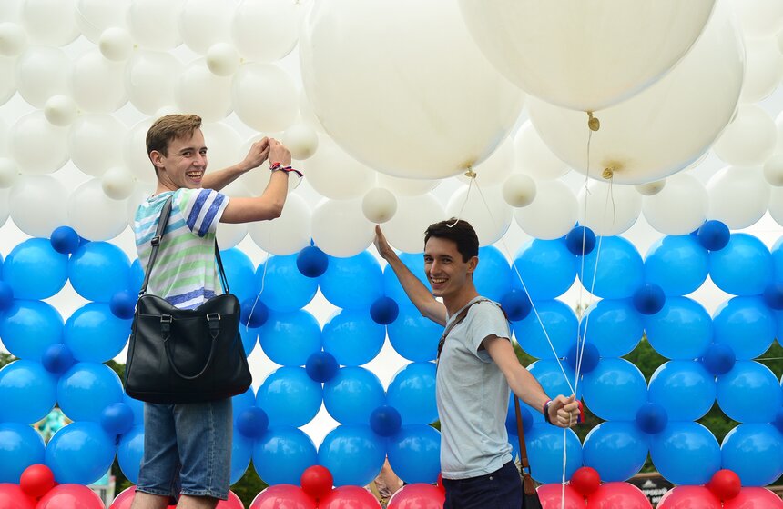 В Сокольниках отпраздновали День российского флага 14 фото