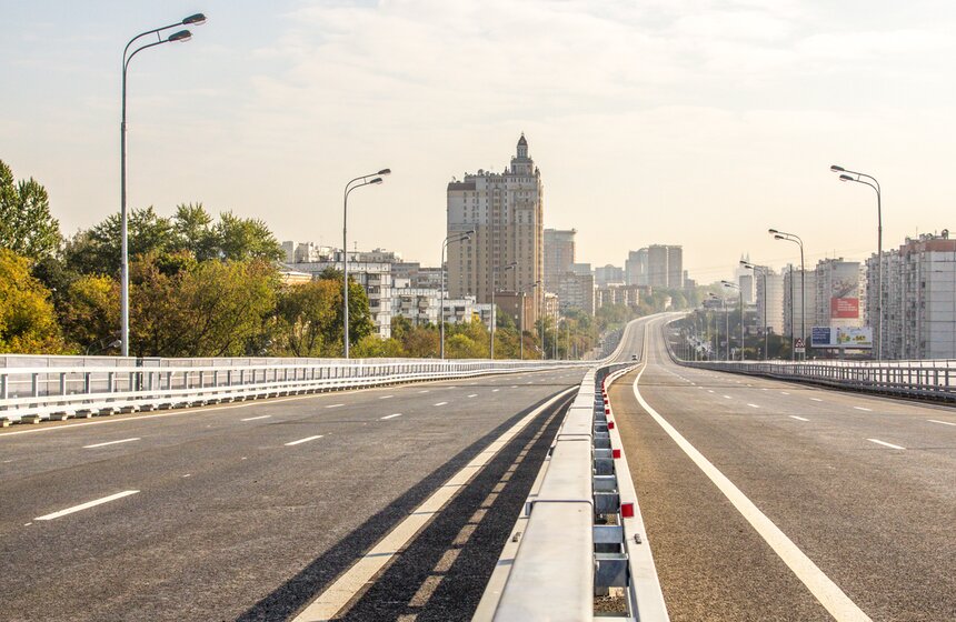 Сергей Собянин открыл движение по эстакаде на Можайском шоссе 4 фото