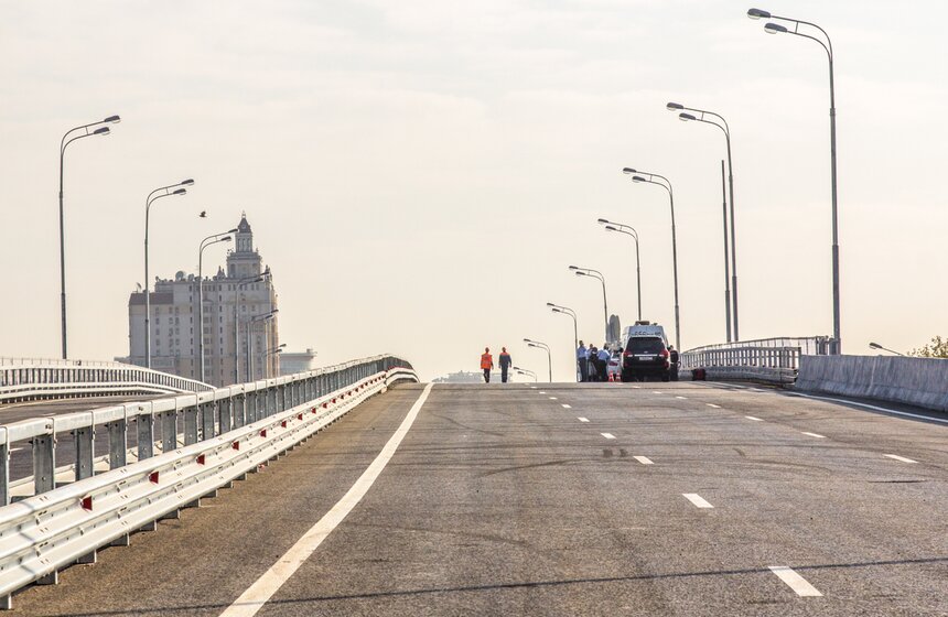 Сергей Собянин открыл движение по эстакаде на Можайском шоссе 1 фото