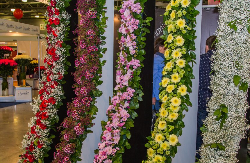 В Москве открылась международная выставка "ЦветыЭкспо" 13 фото