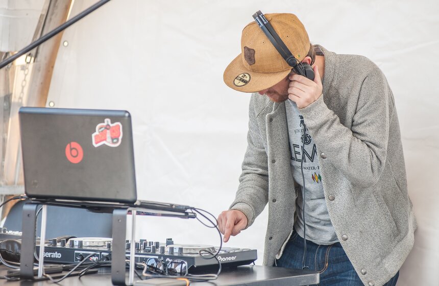 Самое большое граффити в стране нарисовали в Москве 9 фото