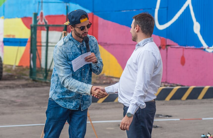 Самое большое граффити в стране нарисовали в Москве 29 фото