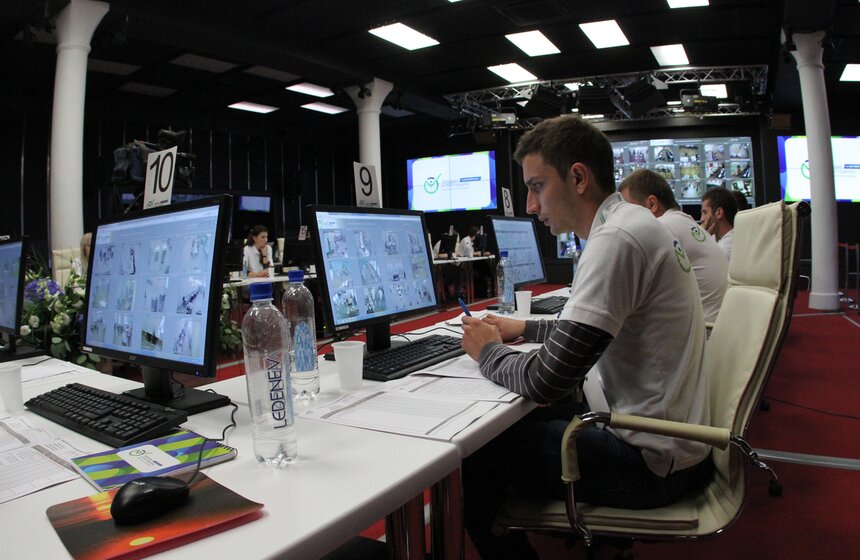 Собянин посетил Общественный штаб по наблюдению за выборами 10 фото