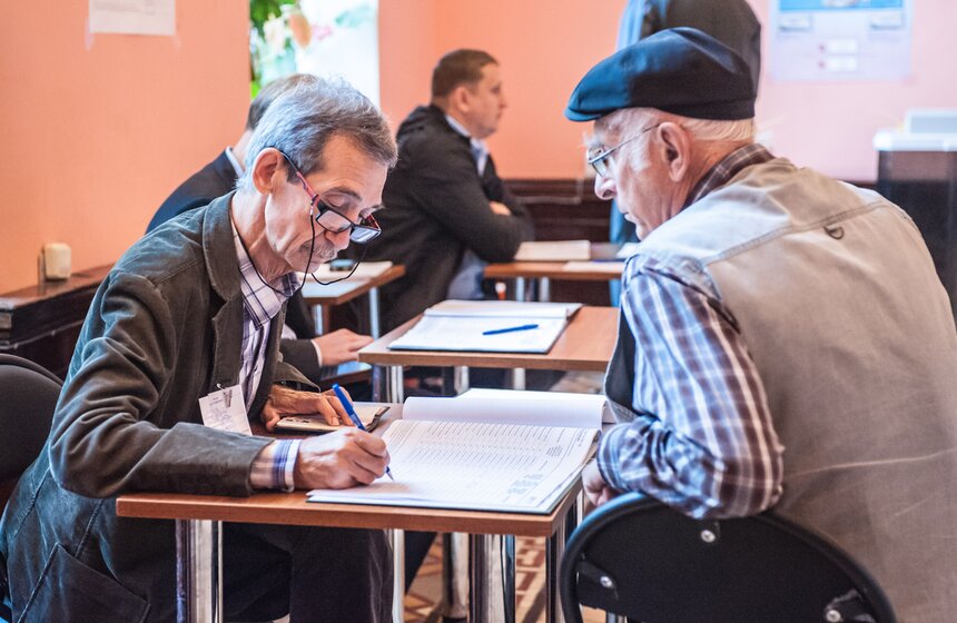 Хазанов и Ширвиндт проголосовали на выборах в Мосгордуму 1 фото