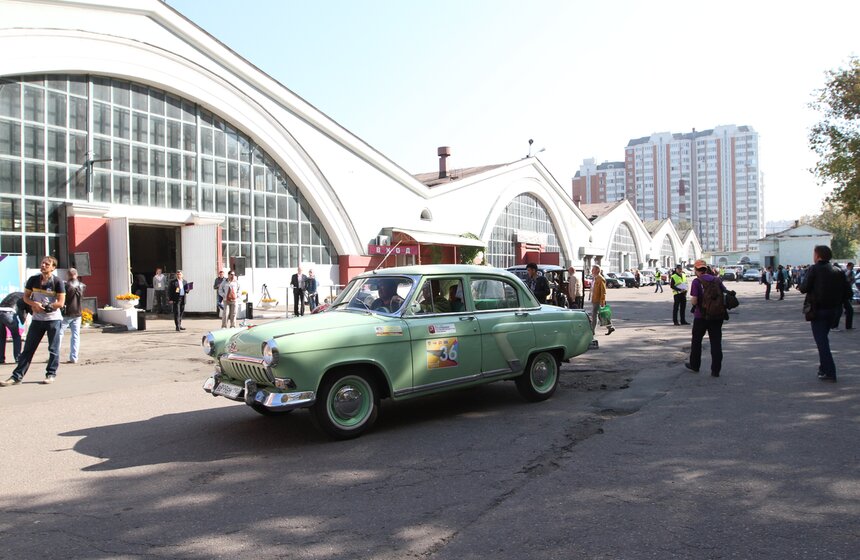 В Москве состоялось ралли ретро-автомобилей 1 фото