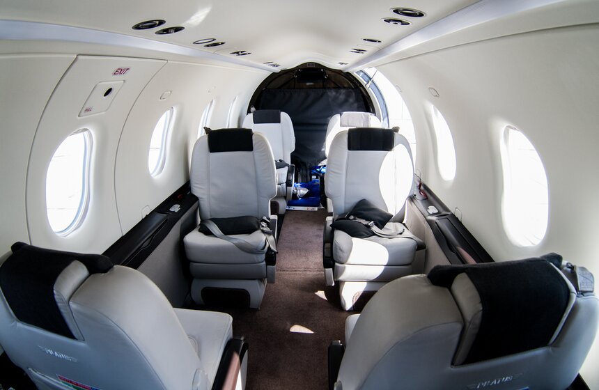 Открылась Международная выставка деловой авиации Jet Expo-2014 12 фото