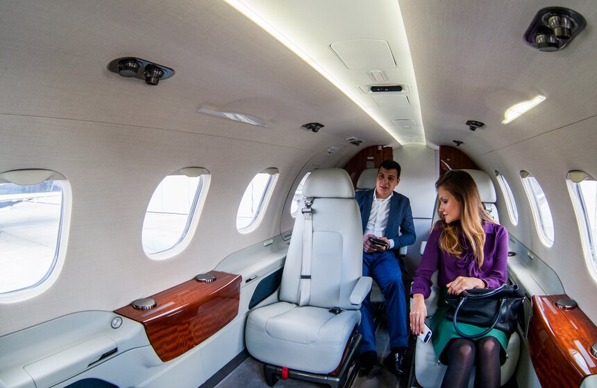 Открылась Международная выставка деловой авиации Jet Expo-2014 16 фото